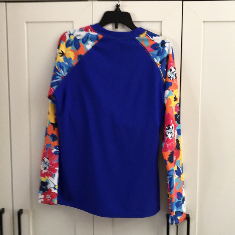 Blue Floral Raglan Long-Sleeve Women's Top - Picture 6 of 7